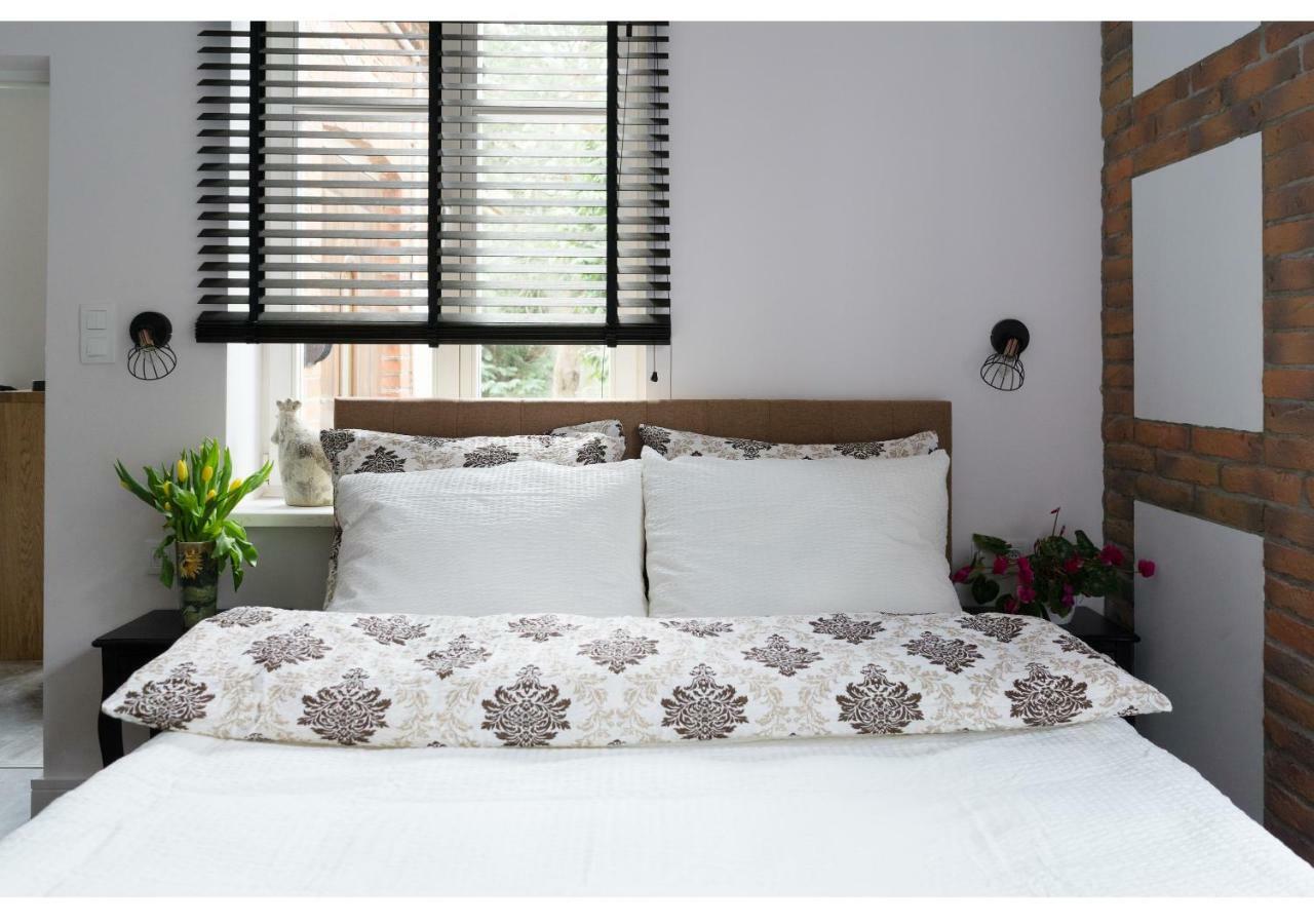 Gostynin Garden Apartment Екстер'єр фото